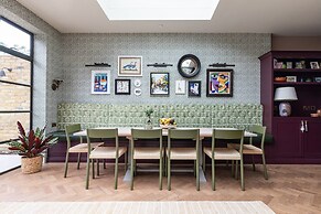 Westover Road III by Onefinestay