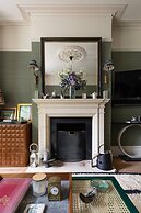 Westover Road III by Onefinestay