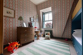 Westover Road III by Onefinestay