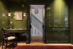 Westover Road III by Onefinestay