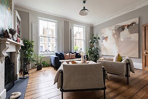 Englefield Road by Onefinestay