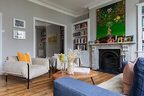Englefield Road by Onefinestay