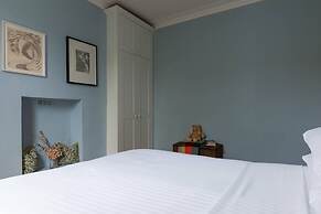 Englefield Road by Onefinestay