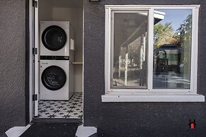 Remodeled 1920s Bungalow & Retro Casita