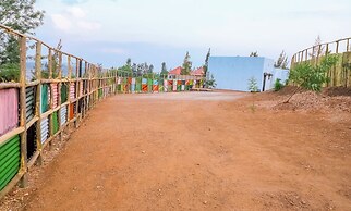 Banana Eco Resort