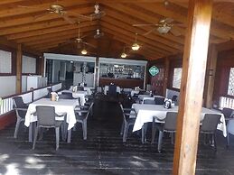 El Cayuco Restaurant apart Hotel