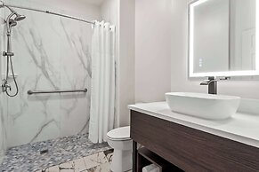 Quality Inn & Suites Columbia Harbison