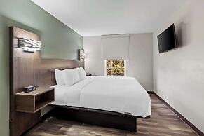 Quality Inn & Suites Columbia Harbison