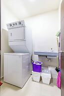 New Centric apt. with pool & jacuzzi