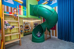 2024 Brand NEW 12bed 12ba At Paradiso Grande