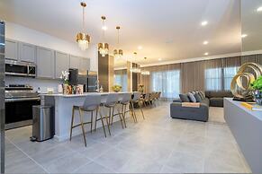 2024 Brand NEW 12bed 12ba At Paradiso Grande