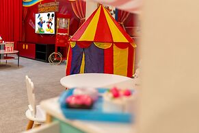 2024 Brand NEW 12bed 12ba At Paradiso Grande