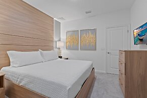 2024 Brand NEW 12bed 12ba At Paradiso Grande