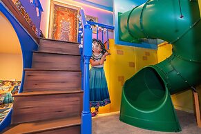 2024 Brand NEW 12bed 12ba At Paradiso Grande