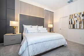 2024 Brand NEW 12bed 12ba At Paradiso Grande