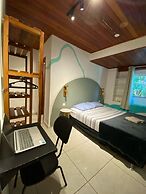 Nomades Riverside - Adventure Hostels & Coworking