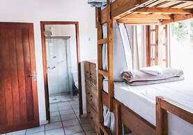 Nomades Riverside - Adventure Hostels & Coworking
