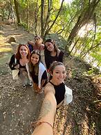 Nomades Riverside - Adventure Hostels & Coworking