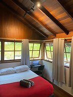 Nomades Riverside - Adventure Hostels & Coworking