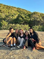 Nomades Riverside - Adventure Hostels & Coworking
