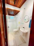 Nomades Riverside - Adventure Hostels & Coworking