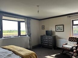 Wonderful 4 Bedroom Cottage Sleeps 8