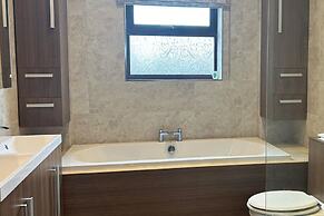 Wonderful 4 Bedroom Cottage Sleeps 8