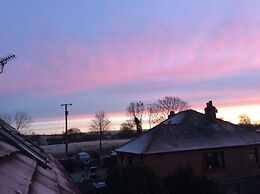 Wonderful 4 Bedroom Cottage Sleeps 8