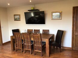 Wonderful 4 Bedroom Cottage Sleeps 8