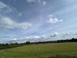 Wonderful 4 Bedroom Cottage Sleeps 8