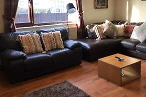 Wonderful 4 Bedroom Cottage Sleeps 8
