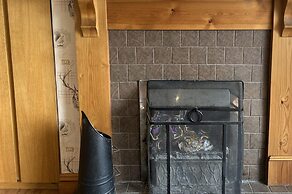 Wonderful 4 Bedroom Cottage Sleeps 8