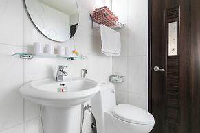 Bear In Love with Jenny B&B