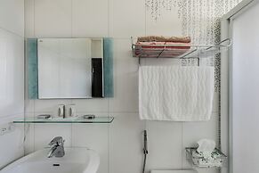 Bear In Love with Jenny B&B