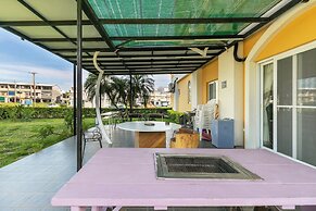 Bear In Love with Jenny B&B