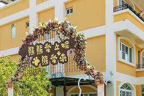 Bear In Love with Jenny B&B