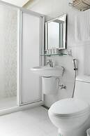 Bear In Love with Jenny B&B