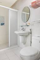 Bear In Love with Jenny B&B