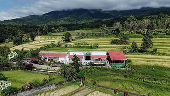 Santya Loka Lodge & Twin Waterfall