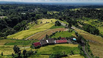 Santya Loka Lodge & Twin Waterfall