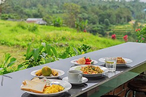 Santya Loka Lodge & Twin Waterfall