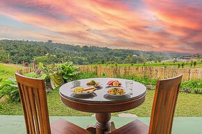 Santya Loka Lodge & Twin Waterfall