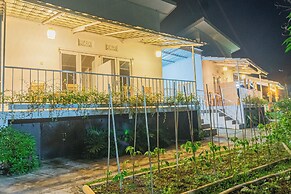 Santya Loka Lodge & Twin Waterfall