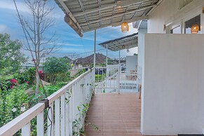 Santya Loka Lodge & Twin Waterfall