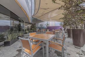 Apt with Reforma View Pool and Jacuzzi