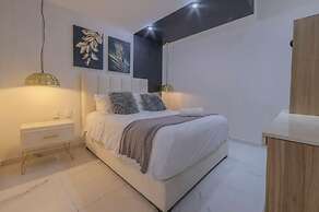 Apt with Reforma View Pool and Jacuzzi