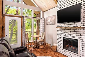 Fairway Treehouses