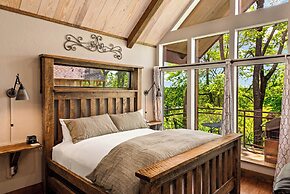 Fairway Treehouses