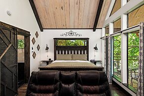 Fairway Treehouses
