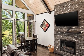 Fairway Treehouses